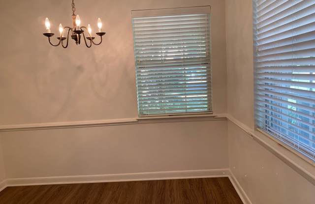 2 Bedroom 1.5 Bath Townhouse