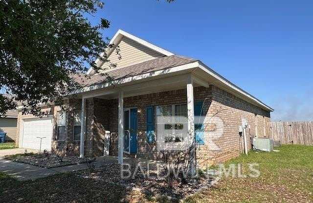 6870 Crimson Ridge Street