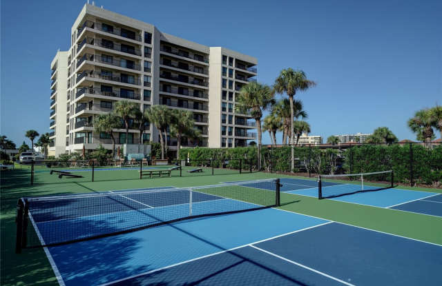 240 SAND KEY ESTATES DRIVE