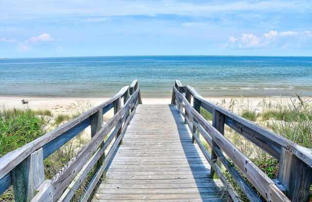 3631 E Ocean View Avenue