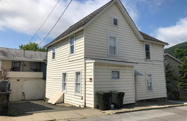 21-23 Schneider Avenue - 21 Schneider Ave, Highland Falls, NY 10928