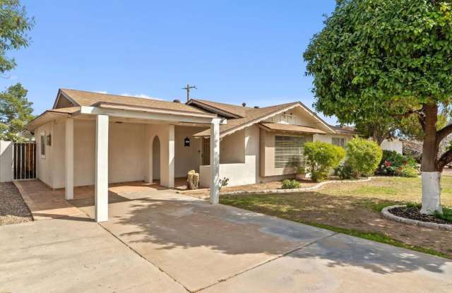 3007 N 84th Place