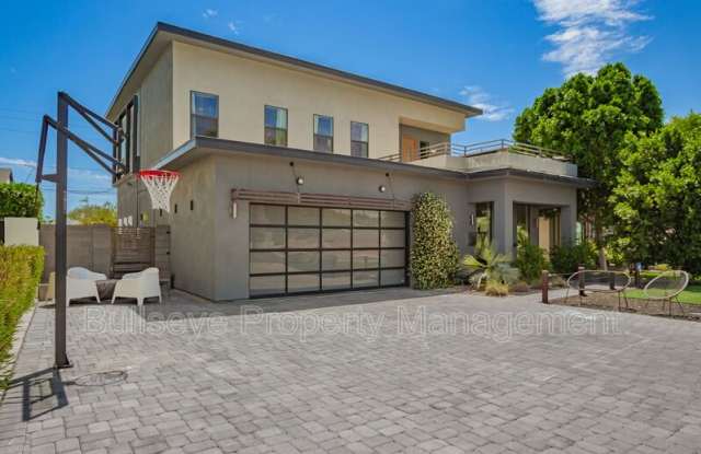 4413 E Montecito Ave