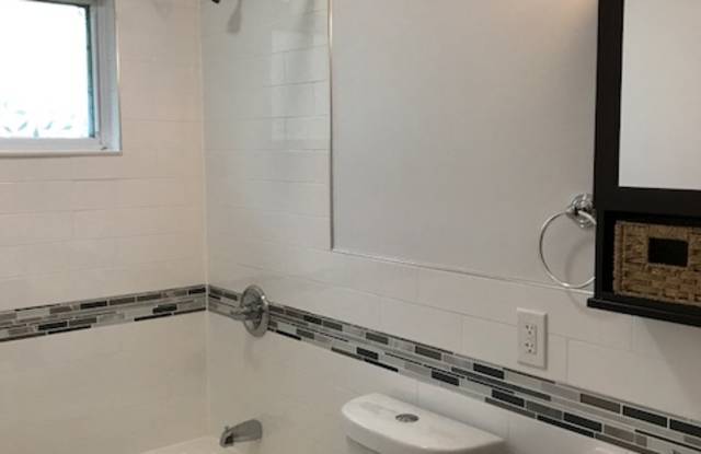 1741 NORTH GARDINER DRIVE -14B