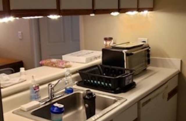 Spacious 4BR Townhome in Morgantown