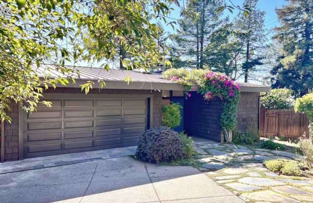 Gorgeous Custom Built Home in Berkeley Hills With Spectacular Views! - 30 Arcade Lane, Berkeley, CA 94708