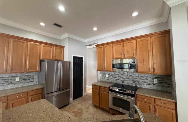 1146 LUMSDEN TRACE CIRCLE