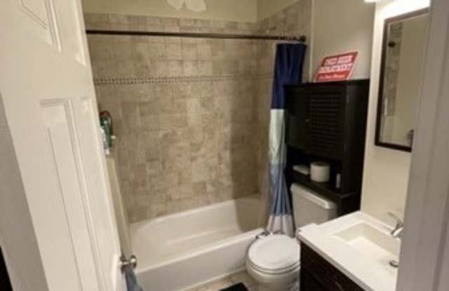 99 Old Harbor Street