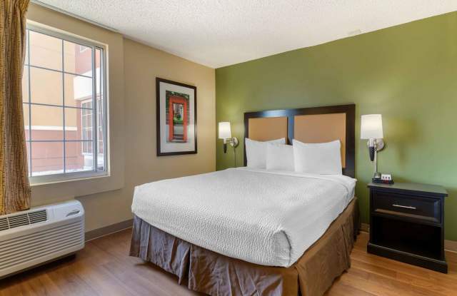 Photo of Cincinnati - Blue Ash - Kenwood Road