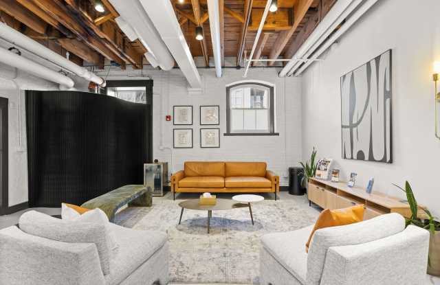 American Tobacco Center