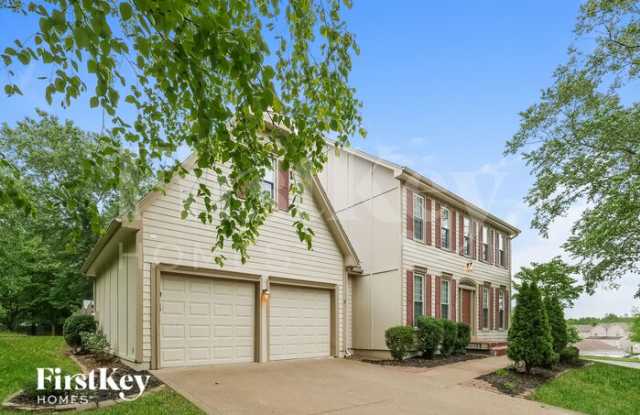 8533 North Overland Drive