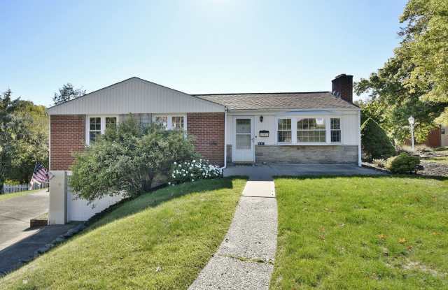 Photo of Charming 3-Bedroom/2-Bathroom Home in White Hall