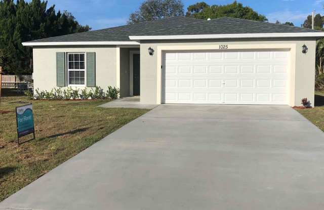 1025 SW Longfellow Rd - 1025 Southwest Longfellow Road, Port St. Lucie, FL 34953