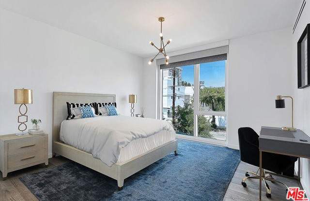 9000 West 3rd Street