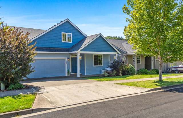 Photo of 5-bed, 3-bath Home in Scenic West Salem