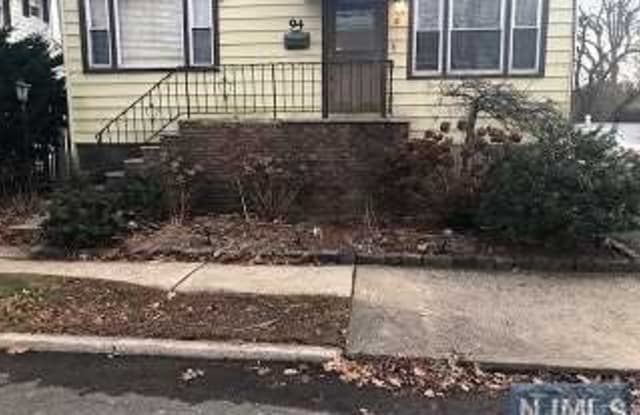 94 Phelps Avenue - 94 Phelps Avenue, Bergenfield, NJ 07621