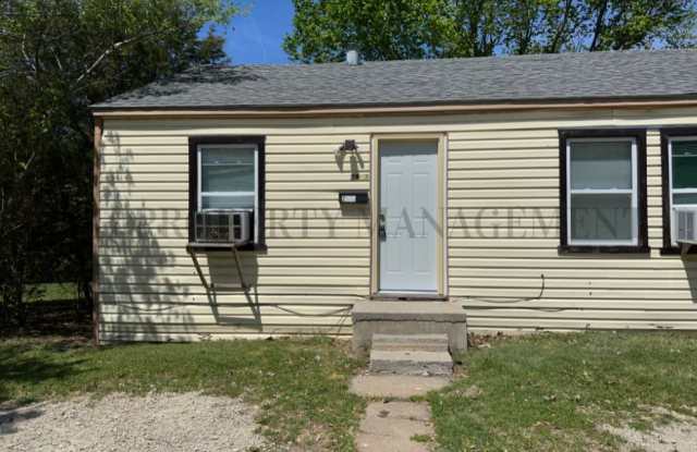 2913 S Sayles