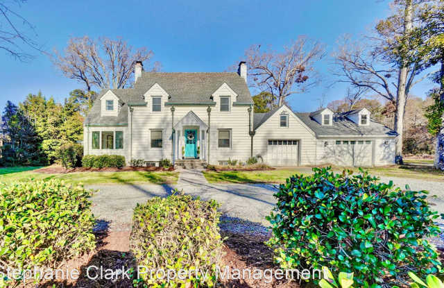 4824 Lake Bradford Lane
