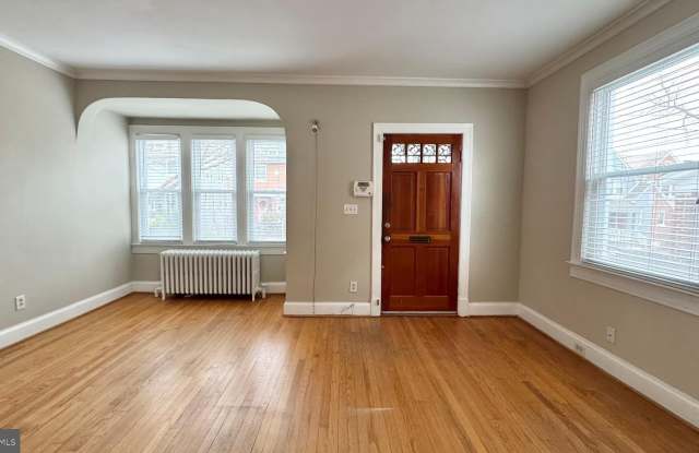 612 QUINTANA Place NW