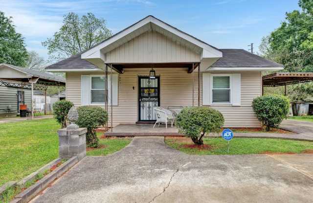 Absolutely Adorable! Move in Ready! - 1393 Creel Court, Midfield, AL 35228