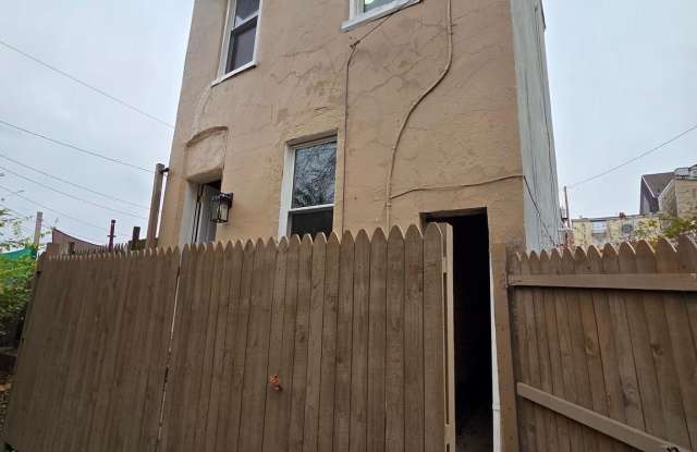 Photo of 614 S 10TH Street