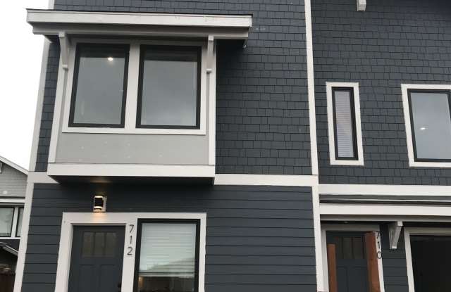 712 Northwest First Street - 1
