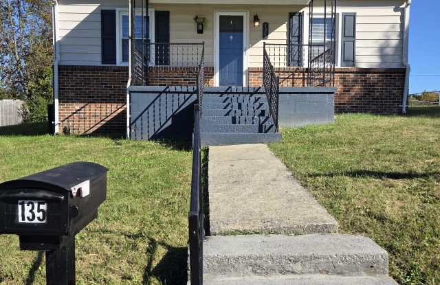 135 Kingsolver Street