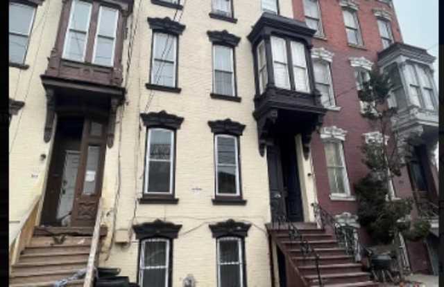 396 Clinton Ave