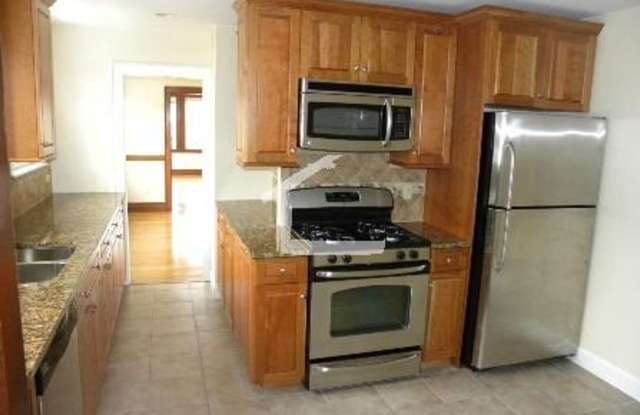 Brighton 4 Bed – Garage Parking – Top Floor – No Fee – 9/1
