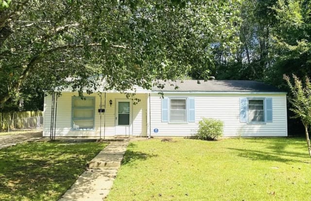 1125 Glenwood Road - 1125 Glenwood Road, Montgomery, AL 36109