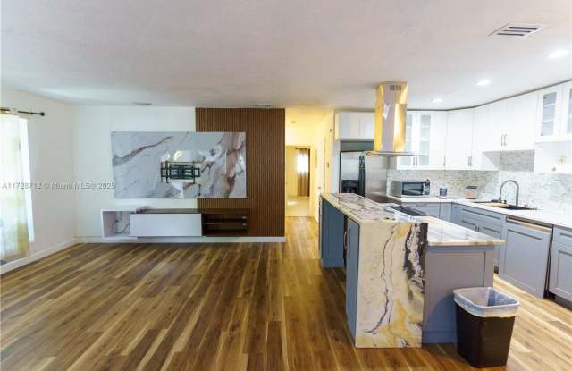 1440 NE 174th Street, North Miami Beach, FL 33162