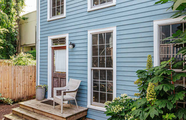 231 4th St Sw
