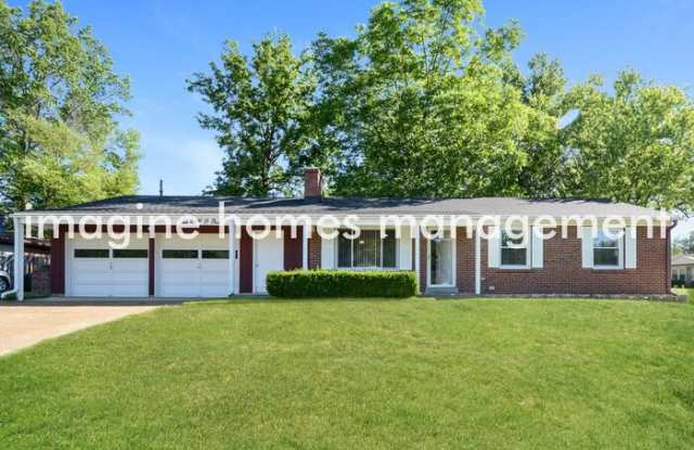 10801 Clearwater Drive