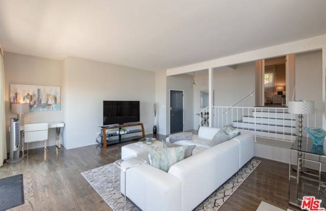 18065 Coastline Dr unit: 1