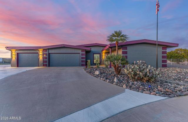 11210 W PUEBLO Court