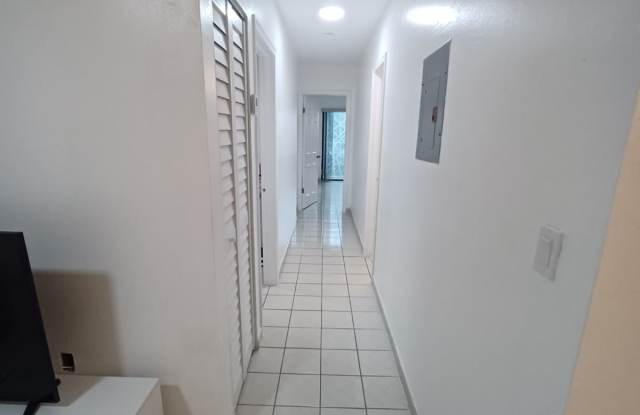 5930 West 25th Court