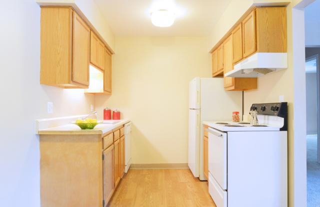 Pine Lake Apartments