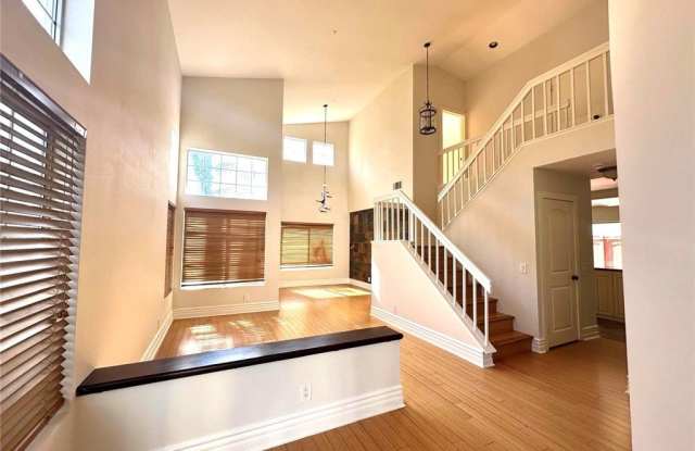 8042 San Tropez Court