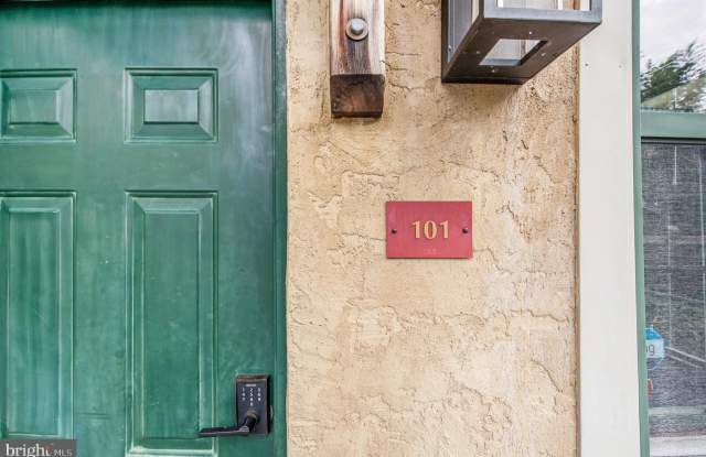 541 WASHINGTON Avenue unit: 101