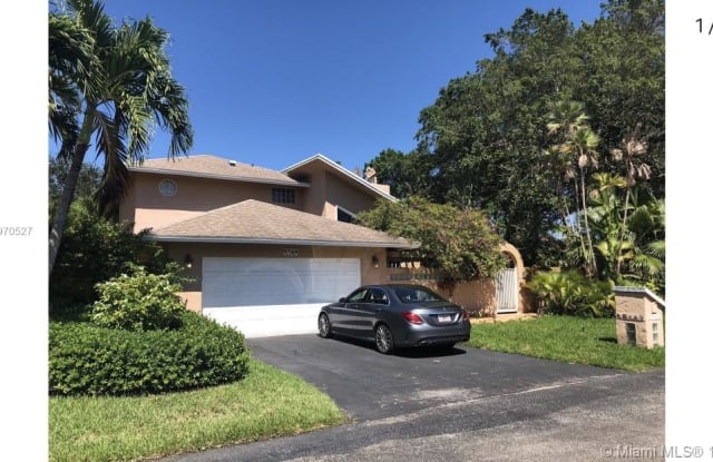 9760 SW 1st St - 9760 Southwest 1st Street, Plantation, FL 33324