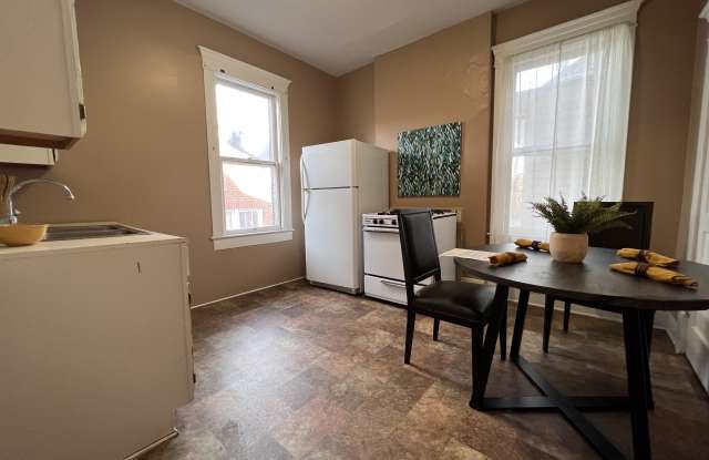 208 Walnut Street - 6