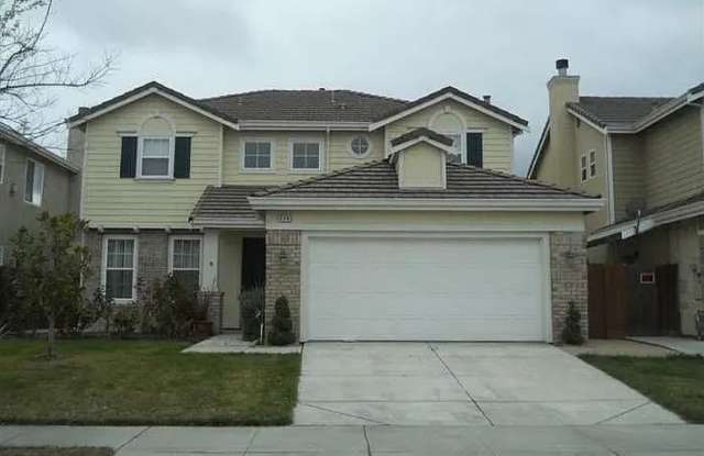 Photo of Freshly Painted 4-Bedroom Home