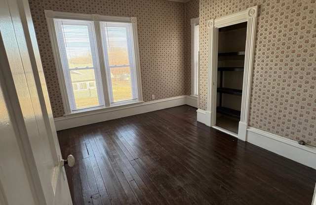 229 North Washington StreetApt A