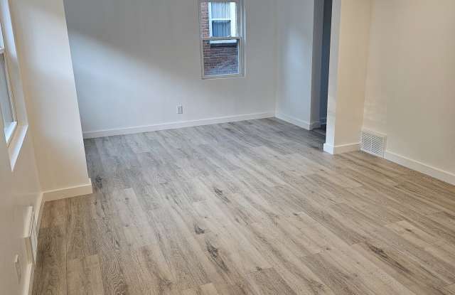 Photo of 4355 Coleridge Street