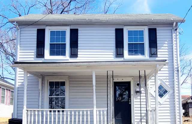 Photo of Two-Bedroom Single Family Home in Downtown Lynchburg