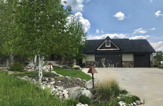 2615 Castle Pines Cir S - 2615 Castle Pine Cir S, Billings, MT 59101