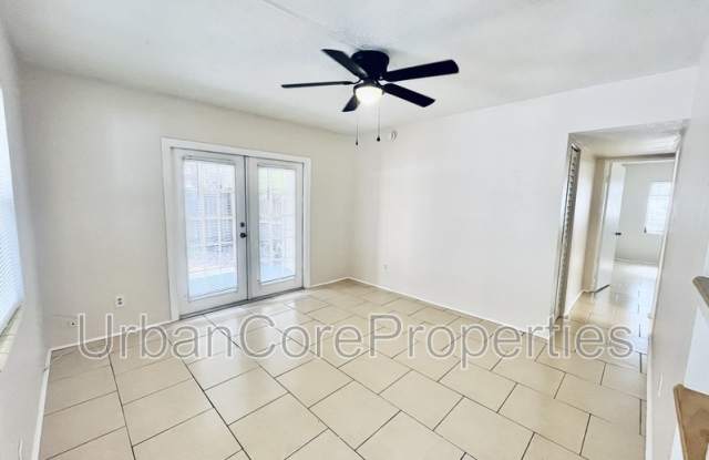 Photo of 423 18th Ave N