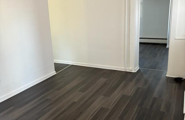 1863 Lincoln Highway East - 3