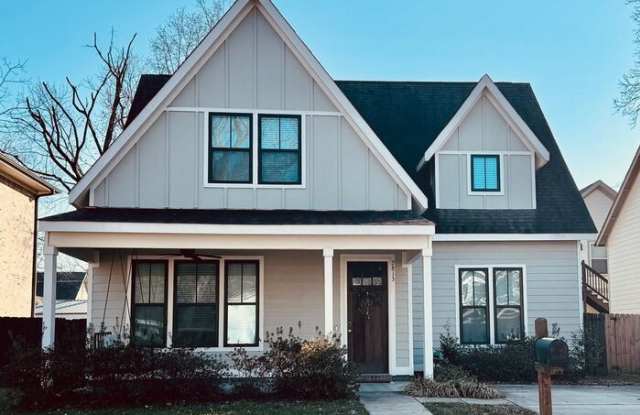 Photo of 2813 8th Avenue Southwest