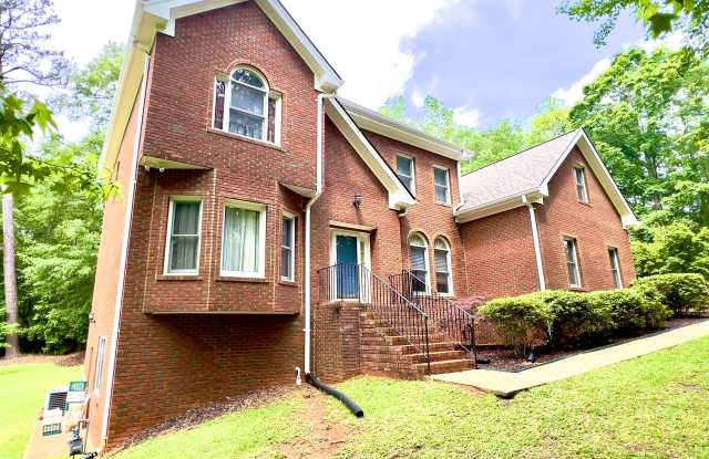 219 Deerhill Drive - 219 Deerhill Drive, Athens, GA 30622